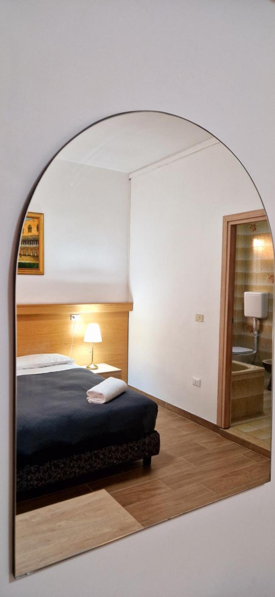 Hotel Tito Mestre Eksteriør bilde