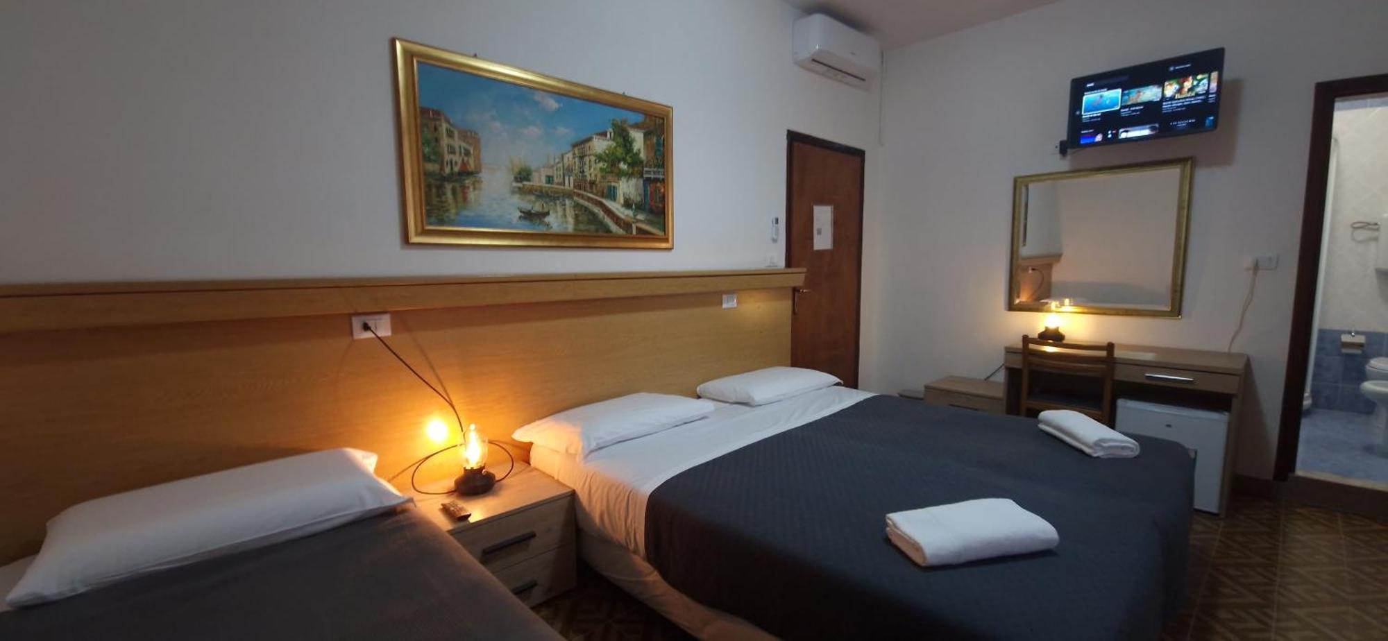 Hotel Tito Mestre Eksteriør bilde