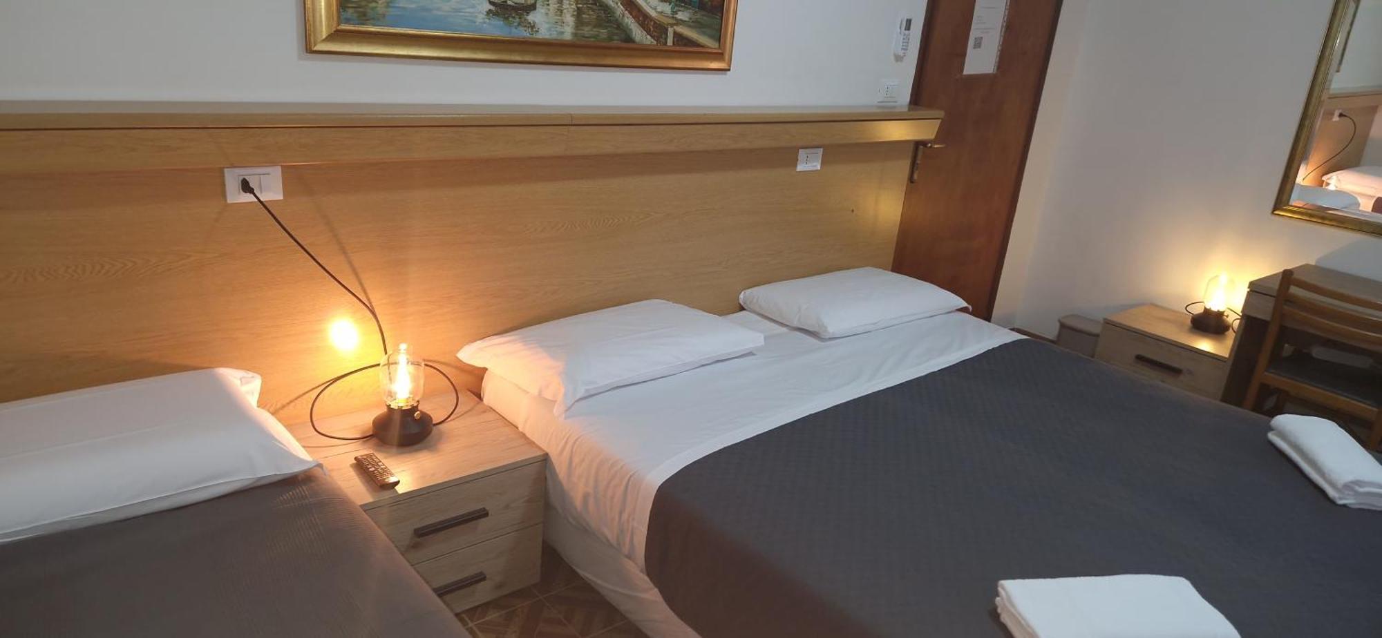 Hotel Tito Mestre Eksteriør bilde