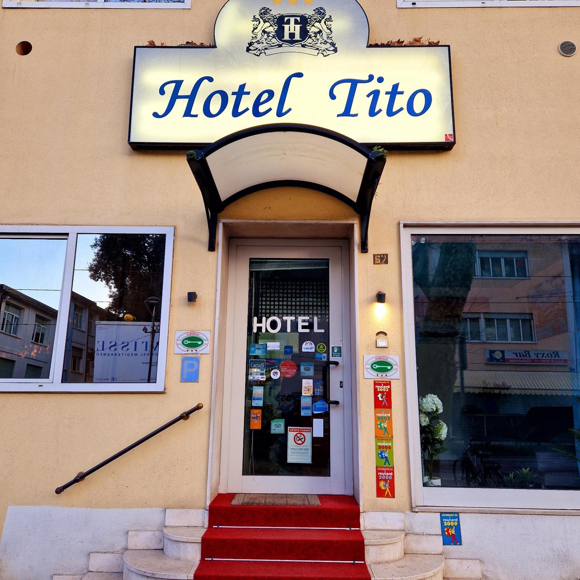 Hotel Tito Mestre Eksteriør bilde