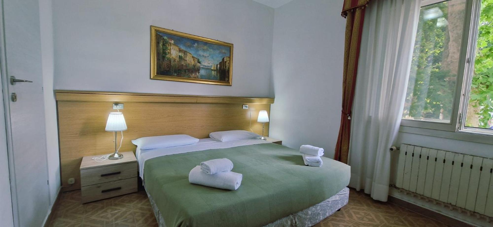 Hotel Tito Mestre Eksteriør bilde